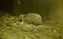 Εικόνες καταστροφής από το ισχυρό χτύπημα του Εγκέλαδου με έναν νεκρό στην Ιταλία!