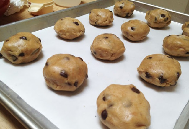 Cookienception: Μπισκότα γεμιστά με oreo και κομμάτια σοκολάτας - Φωτογραφία 3