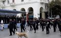 Θεσσαλονίκη: Τα γέλια στην εξέδρα, ο δρομέας και... τα ΑΠΡΟΟΠΤΑ της μαθητικής παρέλασης [photos] - Φωτογραφία 13