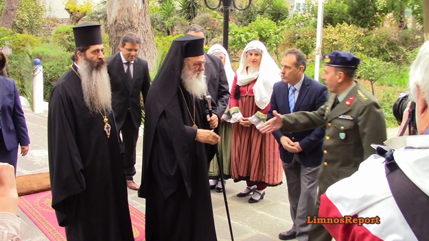 Ο Αρχιεπίσκοπος Αθηνών Ιερώνυμος σε Λήμνο και στον Ιερό Ναό Αγίας Τριάδος Μύρινας - Φωτογραφία 8