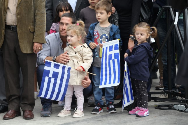 Η παρέλαση στο Ηράκλειο: Τα φωτογραφικά στιγμιότυπα που εντυπωσίασαν... - Φωτογραφία 17