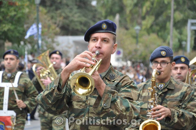 Φωτό από τη στρατιωτική παρέλαση στη Χίο - Φωτογραφία 18