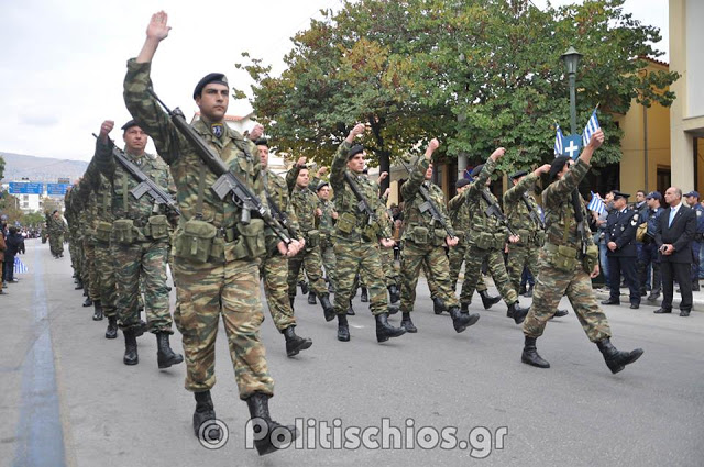 Φωτό από τη στρατιωτική παρέλαση στη Χίο - Φωτογραφία 7