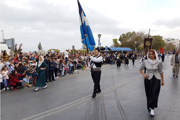 Κρήτη: Με λαμπρότητα γιόρτασε το Ηράκλειο την εθνική επέτειο της 28ης Οκτωβρίου - Φωτογραφία 8