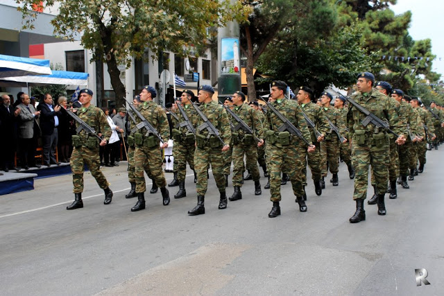 Η παρέλαση της 28ης Οκτωβρίου στην Αλεξανδρούπολη (Video + Photos) - Φωτογραφία 7