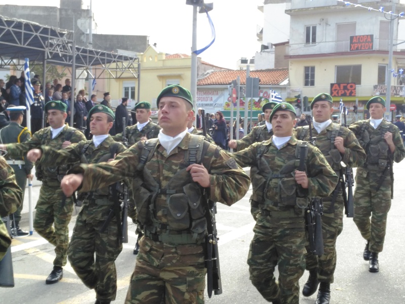 Βίντεο και φωτό από τη Στρατιωτική παρέλαση στην Ξάνθη - Φωτογραφία 11