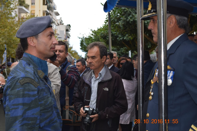 Φωτό από τη στρατιωτική παρέλαση στην Καλαμάτα - Φωτογραφία 40