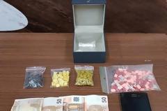 Συνελήφθη 26χρονος ημεδαπός για εισαγωγή ναρκωτικών δισκίων Ecstasy [photos]
