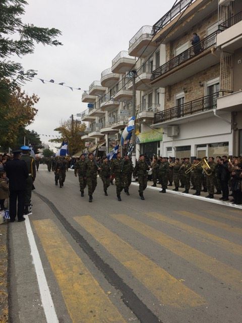 Φωτό από τη στρατιωτική παρέλαση στο Διδυμότειχο - Φωτογραφία 23