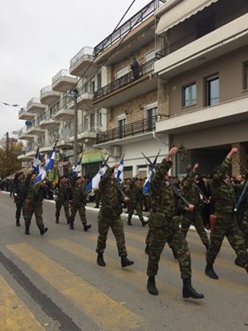 Φωτό από τη στρατιωτική παρέλαση στο Διδυμότειχο - Φωτογραφία 28