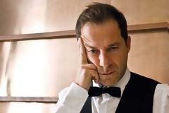 Δημήτρης Λιγνάδης: Η ζωή του, η αφορμή για να ξεκινήσει την σκηνοθεσία και τι δήλωσε για τον εθισμό του στο ...