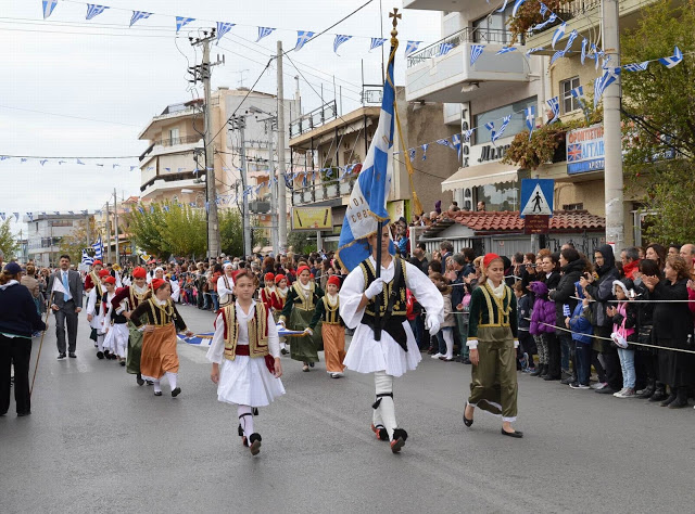 Δήμος Αχαρνών: Με την Παρέλαση κορυφώθηκαν οι εκδηλώσεις τιμής για την 28η Οκτωβρίου 1940 - Φωτογραφία 5