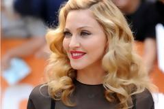 Ο νέος εραστής της Madonna είναι μόλις 14 χρόνια μικρότερος της