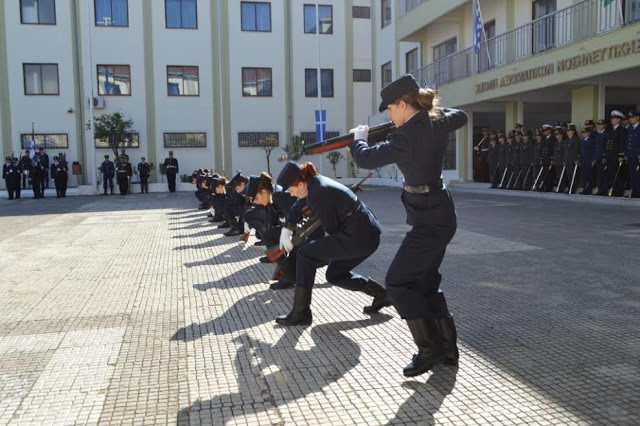 Παρουσία του Α/ΓΕΕΘΑ Ναυάρχου Ευάγγελου Αποστολάκη η ορκωμοσία νέων Αξκων ΣΑΝ - Φωτογραφία 21