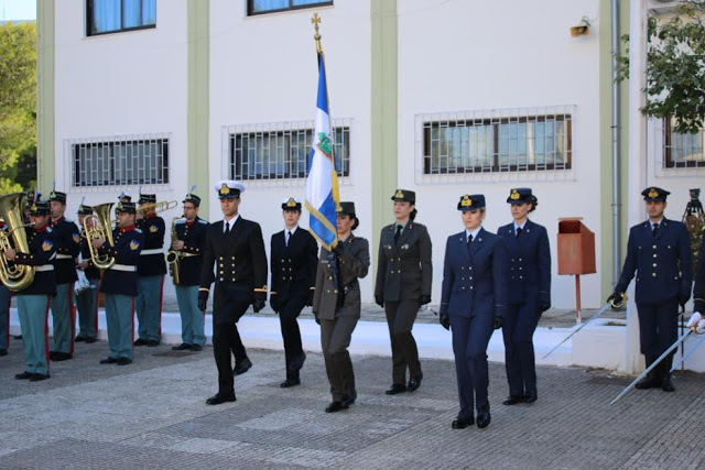 Παρουσία του Α/ΓΕΕΘΑ Ναυάρχου Ευάγγελου Αποστολάκη η ορκωμοσία νέων Αξκων ΣΑΝ - Φωτογραφία 7