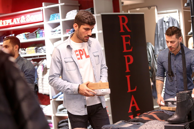 ΚΑΠΙΝΟ ΚΑΙ ΜΠΟΥΧΑΛΑΚΗΣ ΣΤΟ Replay Store ΤΟΥ Golden Hall (PHOTOS) - Φωτογραφία 13