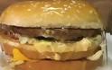Τι θα συμβεί αν ρίξεις θειικό οξύ σε ένα Big Mac μπέργκερ; [video]