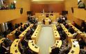 Κύπρος: Απέσυρε το νομοσχέδιο για αναβολή των εκλογών ο Υπ. Εσωτερικών – Ζητά εκλογές με θητεία 2,5 χρόνων