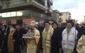 9236 - Η Τιμία Ζώνη της Παναγίας στην Πάτρα: Ευλάβεια και συγκίνηση χιλιάδων πιστών στο προσκύνημα του ιερού κειμηλίου στην Πάτρα (φωτογραφίες και βίντεο) - Φωτογραφία 5