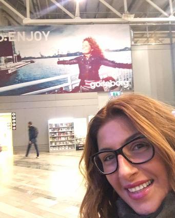 Έλενα Παπαρίζου: Δες τη στο αεροδρόμιο άβαφη & πιο σοφιστικέ από ποτέ [photos] - Φωτογραφία 3