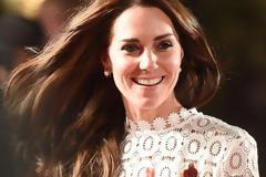 Μια οπτασία! Η Kate Middleton στην πιο σέξι της εμφάνιση ever