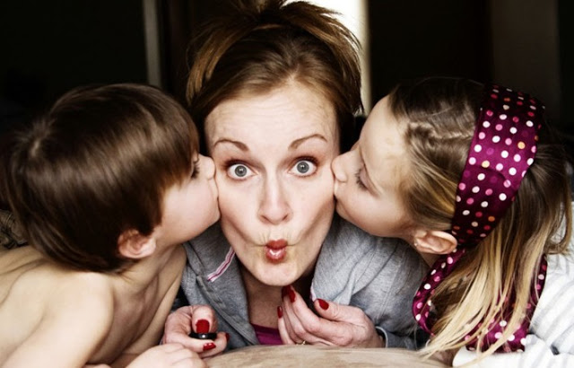 8 πράγματα που μαθαίνουν μόνο οι άνθρωποι που έχουν μια ΔΥΝΑΤΗ μητέρα... [photos] - Φωτογραφία 4