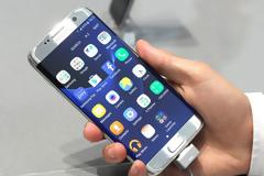 Η Samsung ανακοίνωσε το νέο της όπλο κατά του iPhone