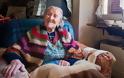 Η Εmma είναι η 117χρονη φεμινίστρια που πρέπει σίγουρα να γνωρίσεις!