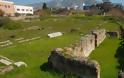 ΚΑΤΑΓΓΕΛΙΑ κατοίκου Αλίμου: Είναι δυνατόν δίπλα σε ένα αρχαίο θέατρο από την εποχή του Χαλκού να χτίσουμε ΚΤΕΟ;
