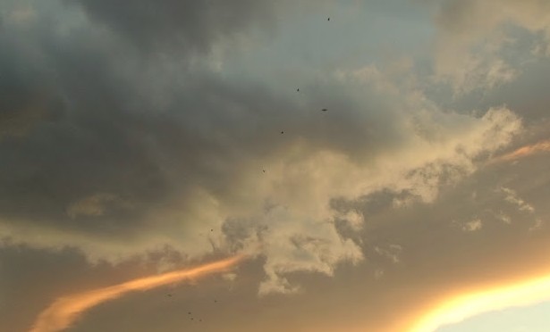 Περίεργα σύννεφα στον ουρανό των Τρικάλων - Φωτογραφία 1
