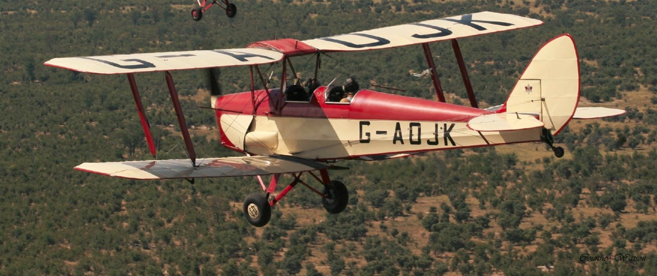 Θα πετάξουν από την Κρήτη στο Κέιπ Τάουν με αεροπλάνα αντίκες! - Φωτογραφία 4