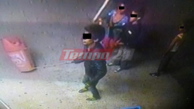 Πάτρα: Καρέ καρέ η επίθεση ανηλίκων σε Μίνι Μάρκετ με πέτρες και ξύλα [photos] - Φωτογραφία 2