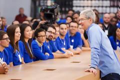 Ο Tim Cook έστειλε επιστολή στους εργαζομένους της εταιρίας με αφορμή την εκλογή του Donald Trump