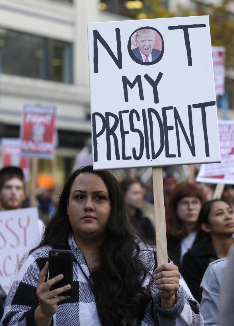 ΚΑΛΗΝΥΧΤΑ AMERICA: ΠΟΛΙΤΕΣ ΣΕ ΔΡΟΜΟΥΣ ΚΑΙ Η ΑΝΟΔΟΣ ΤΟΥ Δ' ΡΑΙΧ - Φωτογραφία 4