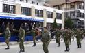 Ρίγη συγκίνησης στην στρατιωτική παρέλαση για την 104η επέτειο απελευθέρωσης της Καστοριάς - Φωτογραφία 16