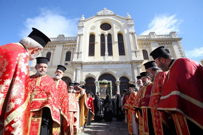 Κρήτη: Το Ηράκλειο γιόρτασε τον Προστάτη του Άγιο Μηνά – Με λαμπρότητα η λιτανεία του Ιερού Λειψάνου - Φωτογραφία 1