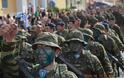 Φωτό από τη στρατιωτική παρέλαση στη Σάμο για την 104η επέτειο ένωσης του νησιού με την Ελλάδα - Φωτογραφία 16