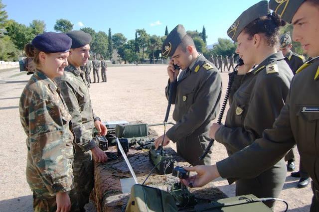 Επίσκεψη Ευελπίδων στη Σχολή Διαβιβάσεων - Φωτογραφία 1