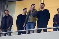 ΥΠΟ ΤΟ ΒΛΕΜΜΑ ΑΡΚΕΤΩΝ ΕΡΥΘΡΟΛΕΥΚΩΝ... ΤΟ ΕΛΛΑΔΑ - ΒΟΣΝΙΑ/ΕΡΖΕΓΟΒΙΝΗ (PHOTOS)
