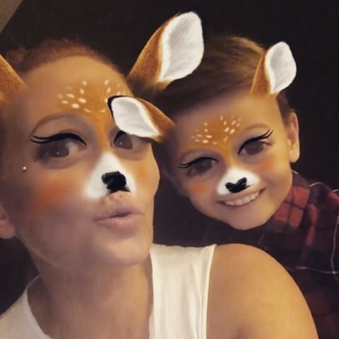 Σίσσυ Χρηστίδου: Η τρυφερή selfie με τον γιο της και το μήνυμα για τη γιορτή του! - Φωτογραφία 2