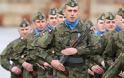 Εθνοφυλακή για άμυνα κατά της Ρωσίας φτιάχνει η Πολωνία