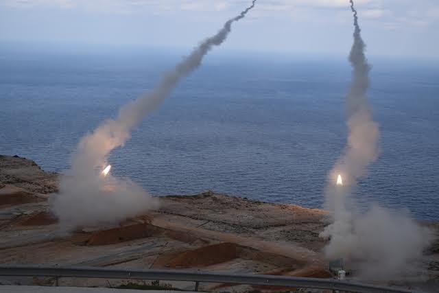 Βολές Πυροβολικού και Πολλαπλών Εκτοξευτών Πυραύλων (MLRS) στο Πεδίο Βολής Κρήτης - Φωτογραφία 12