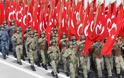 Μετά τις διώξεις, η Τουρκία προσπαθεί να στρατολογήσει 30.000 νέους στρατιωτικούς