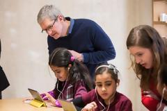 Η Apple ξεκινά τον Δεκέμβριο για ακόμη μια χρονιά την Ώρα για κώδικα