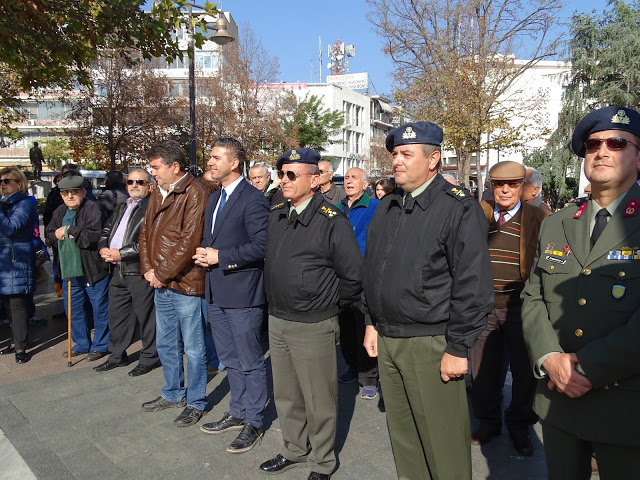 Φωτό από την εμφάνιση της Μπάντας του Γ'ΣΣ στην κεντρική πλατεία της Λάρισας - Φωτογραφία 10