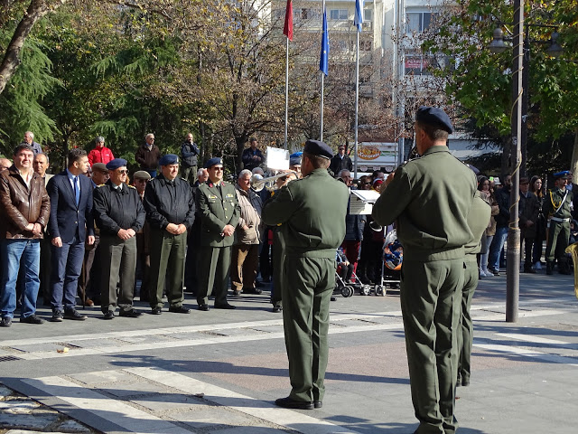 Φωτό από την εμφάνιση της Μπάντας του Γ'ΣΣ στην κεντρική πλατεία της Λάρισας - Φωτογραφία 15