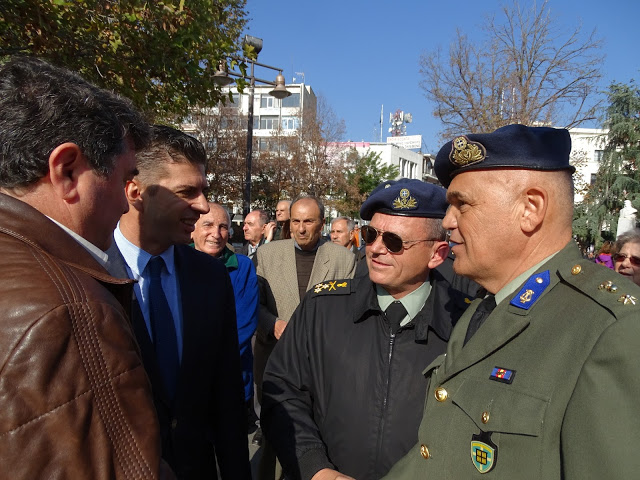 Φωτό από την εμφάνιση της Μπάντας του Γ'ΣΣ στην κεντρική πλατεία της Λάρισας - Φωτογραφία 18