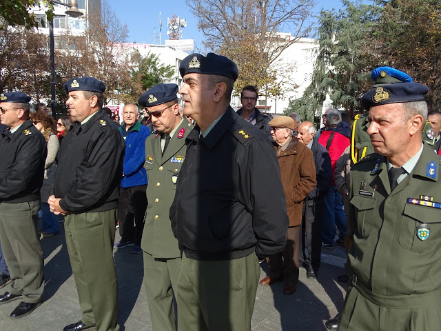 Φωτό από την εμφάνιση της Μπάντας του Γ'ΣΣ στην κεντρική πλατεία της Λάρισας - Φωτογραφία 8