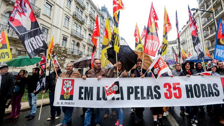 Μαζικές διαδηλώσεις δημοσίων υπαλλήλων στην Πορτογαλία - Φωτογραφία 1