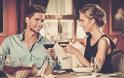 5 πράγματα που ζουν οι γυναίκες στα ραντεβού και οι άντρες δεν τα γνωρίζουν